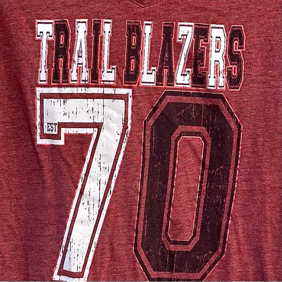Portland Trail Blazers Graphic Tee - Picture 2 of 3